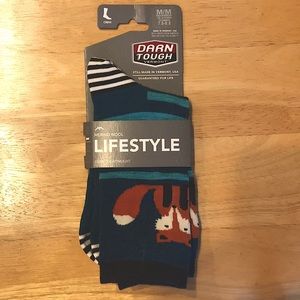 NWT Darn Tough Lightweight Crew Fox Socks M